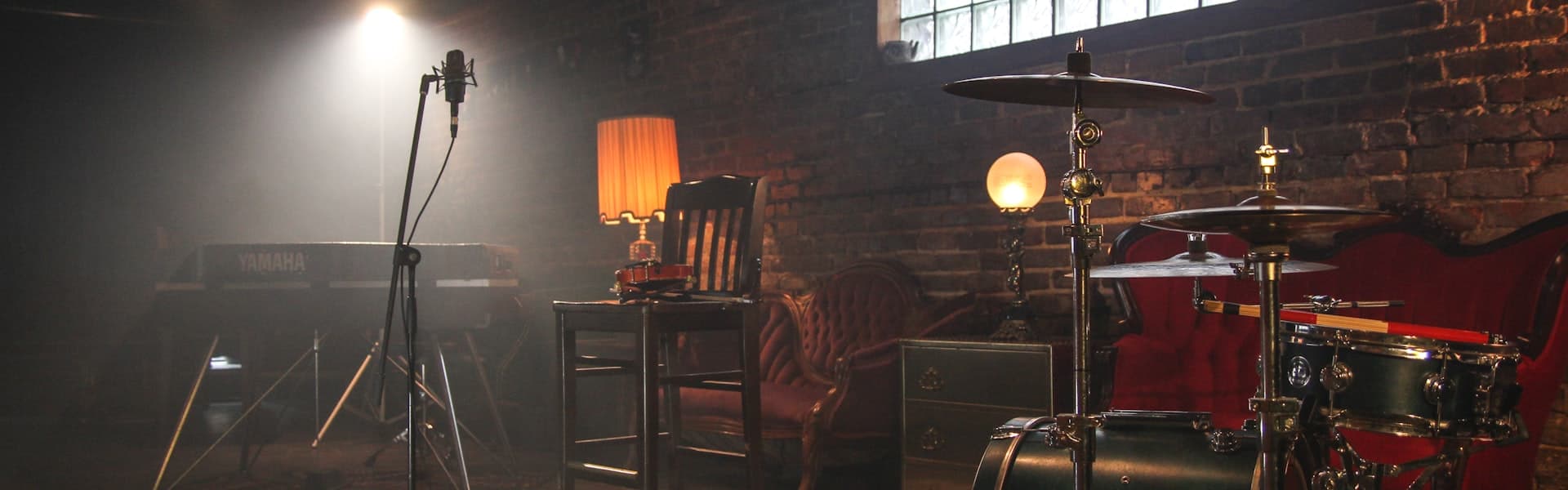 대회 일정 Header